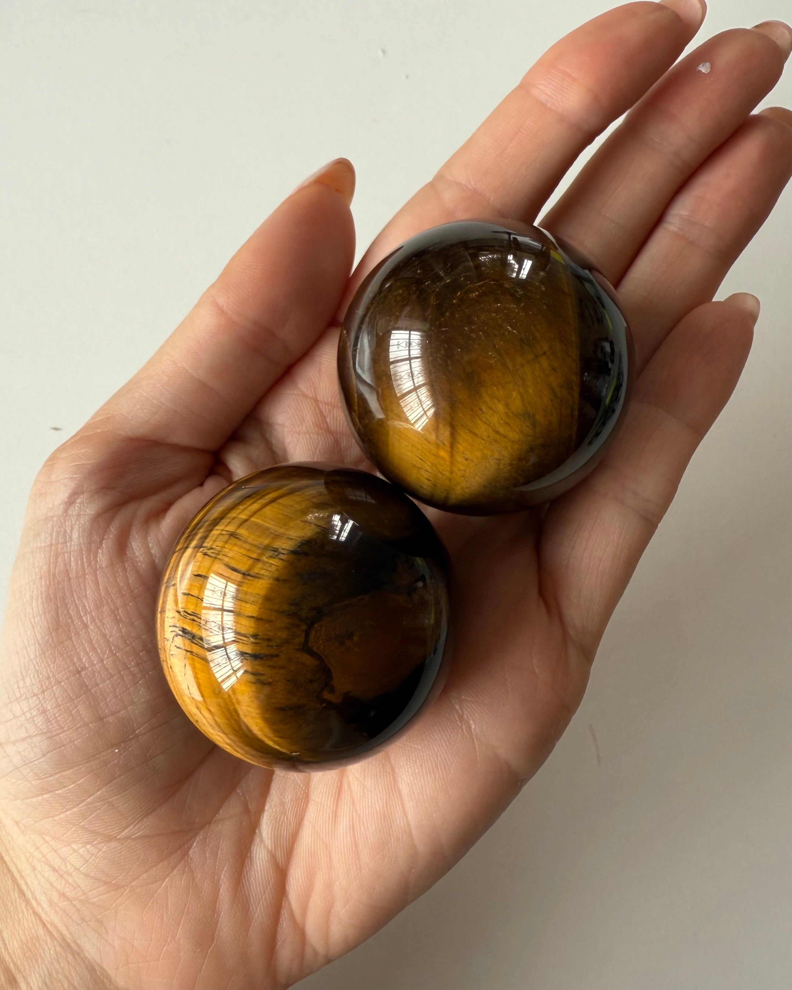 Sfera in Occhio di Tigre