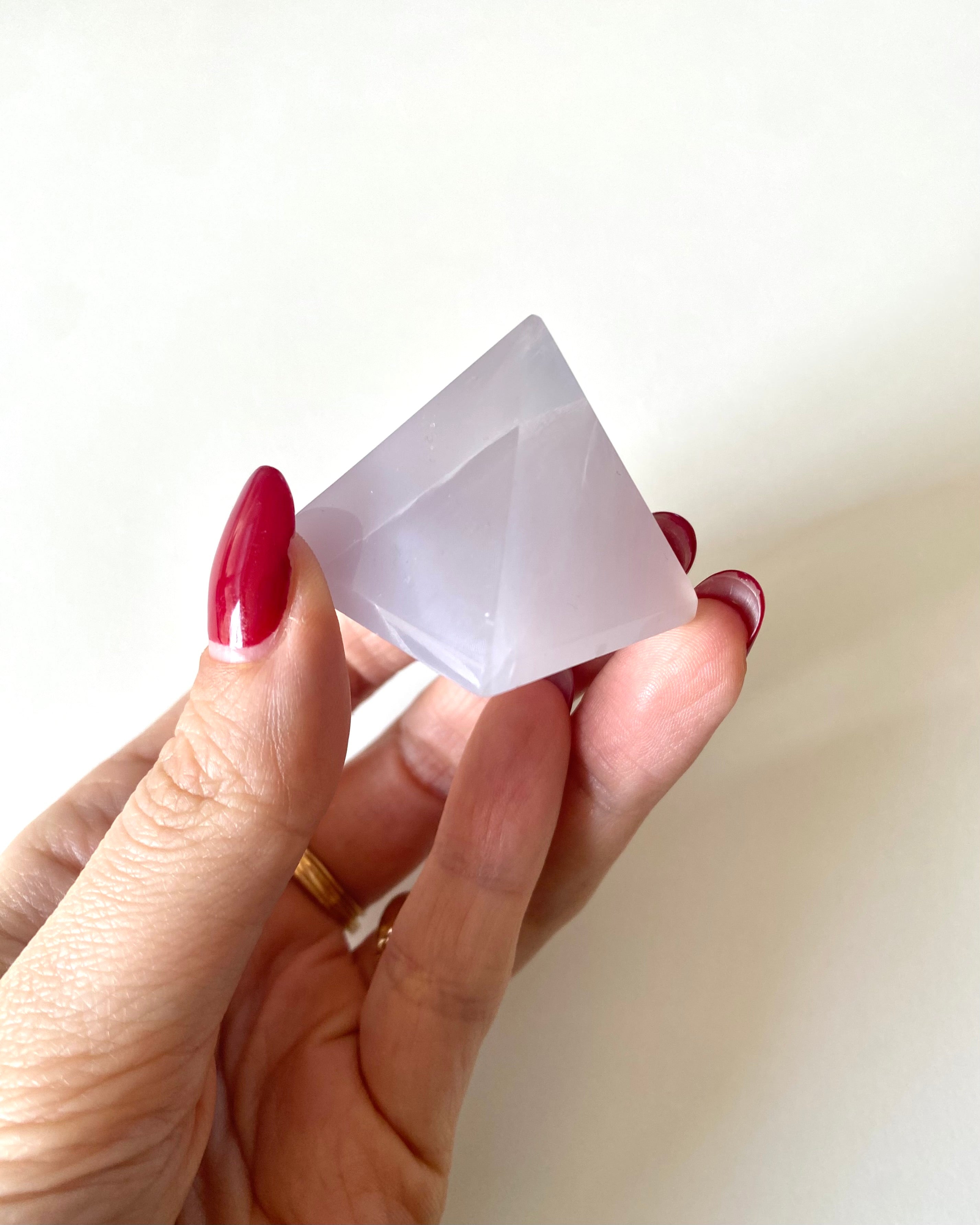 Piramide in Fluorite