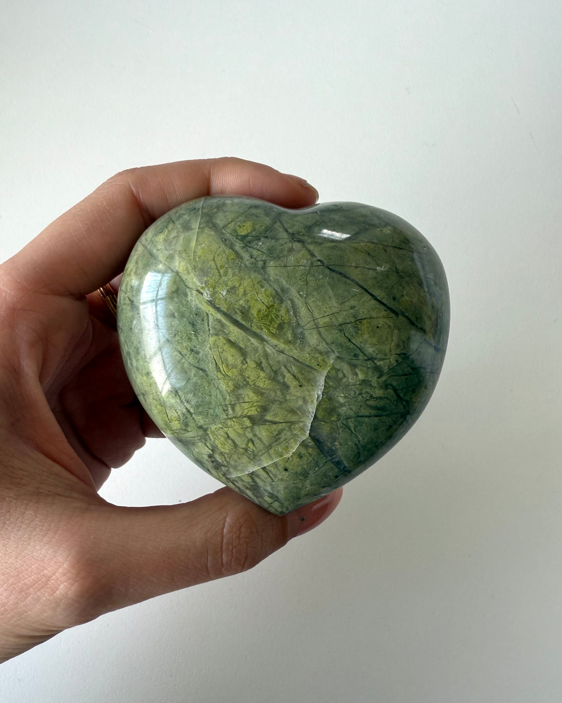 Cuore in Pietra di Luna Verde