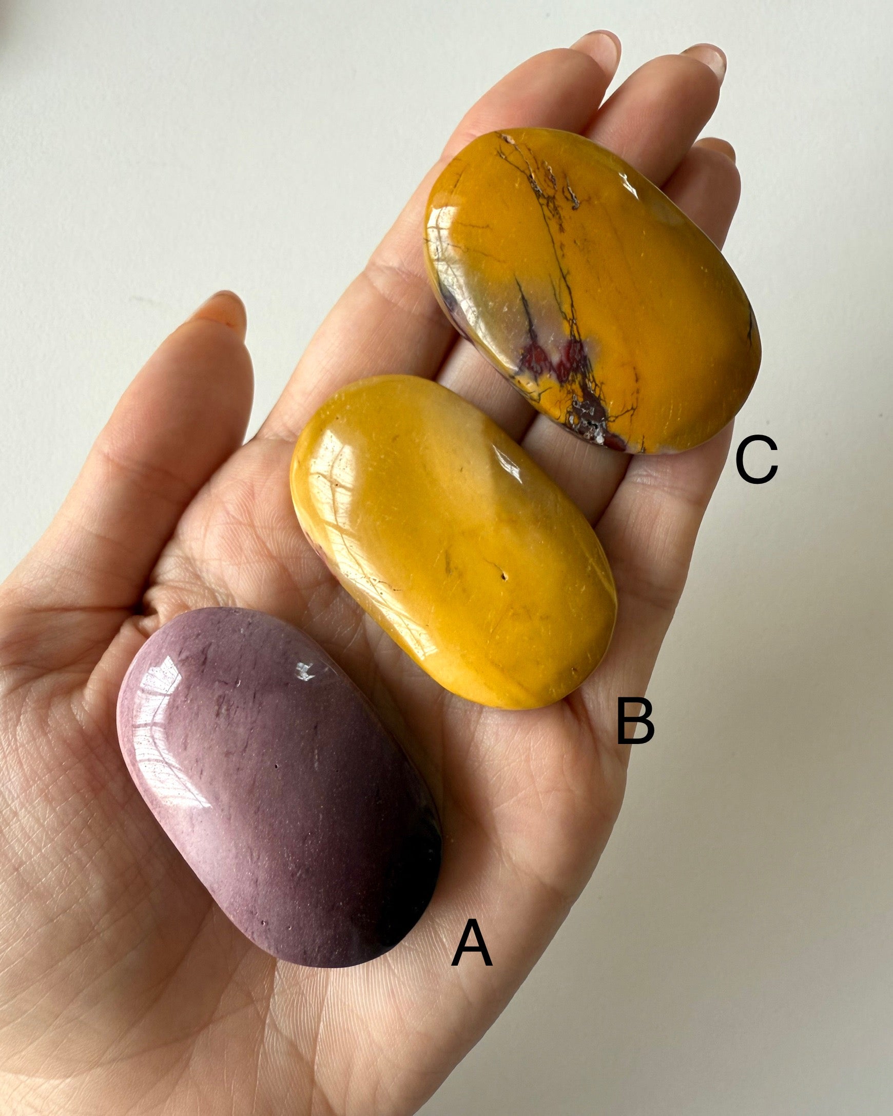 Palmstone in Mookaite