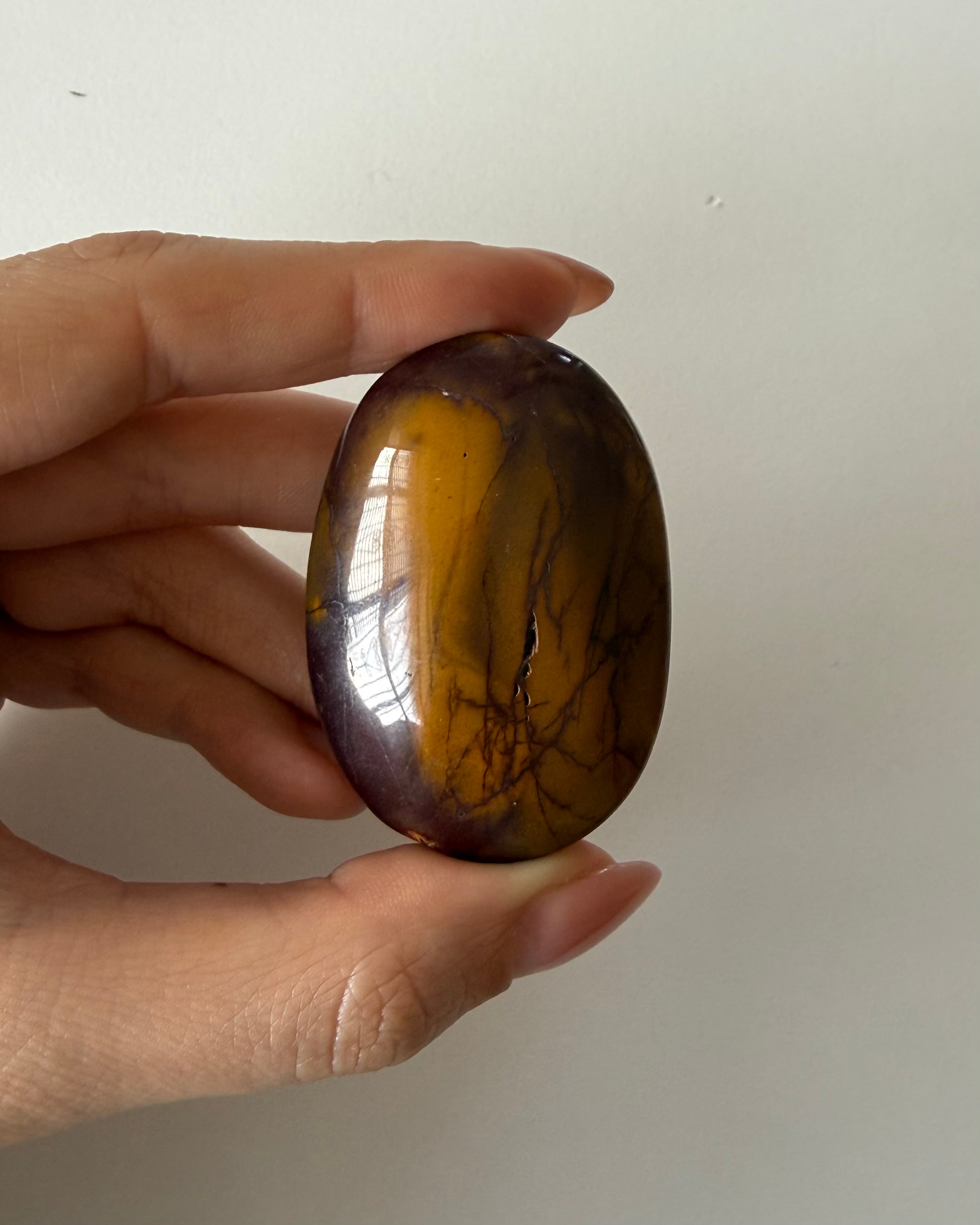 Palmstone in Mookaite