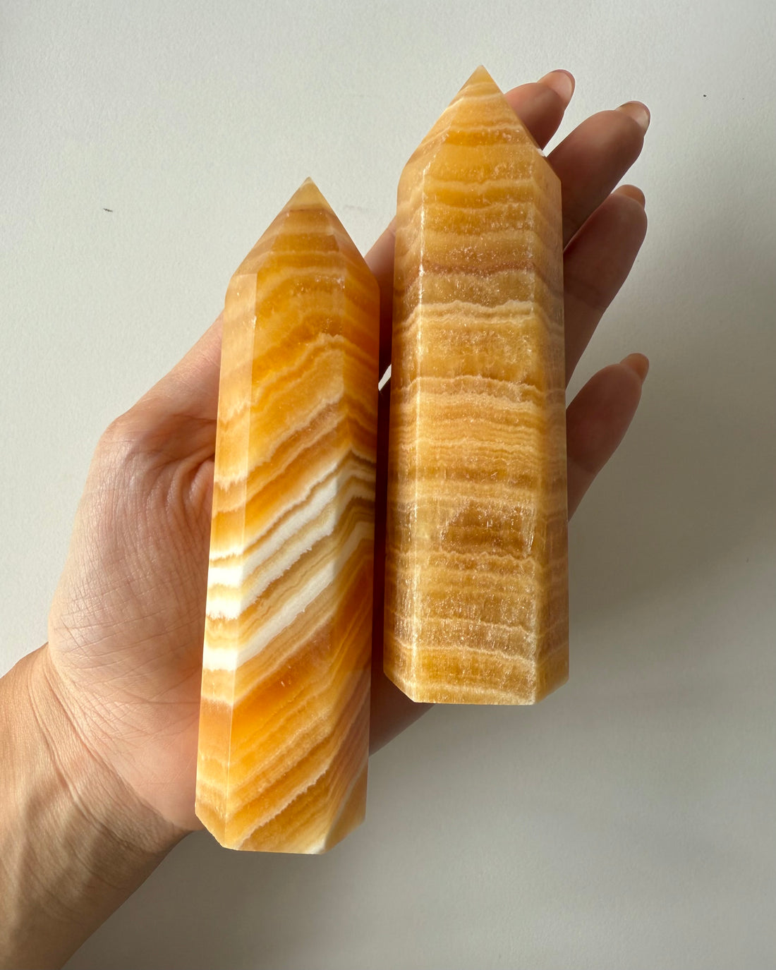 Torre in Calcite Miele