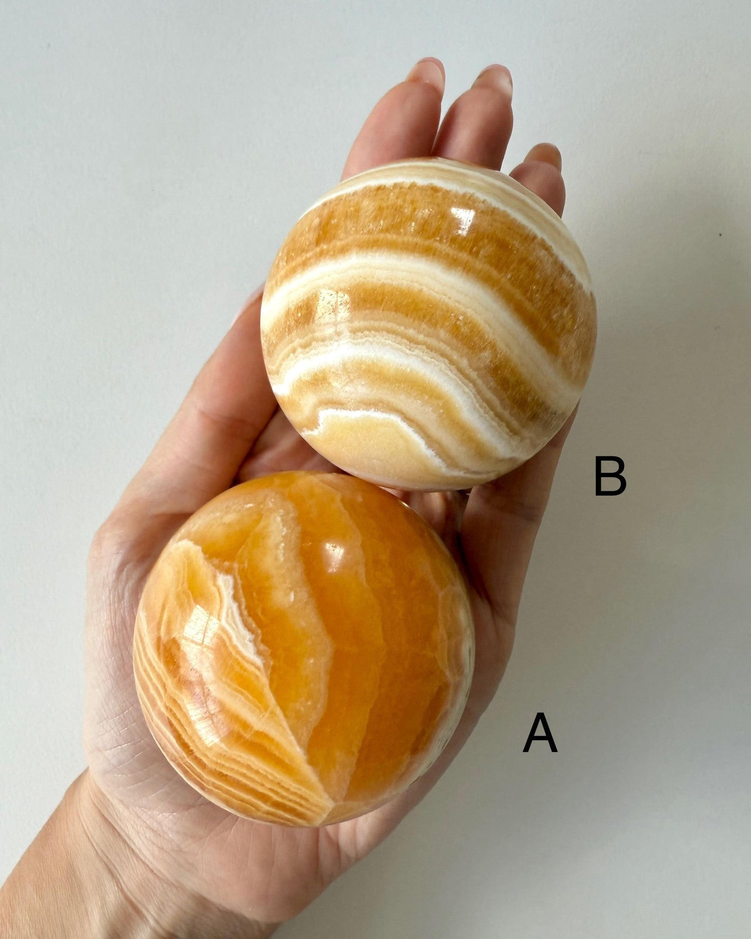 Sfera in Calcite Miele