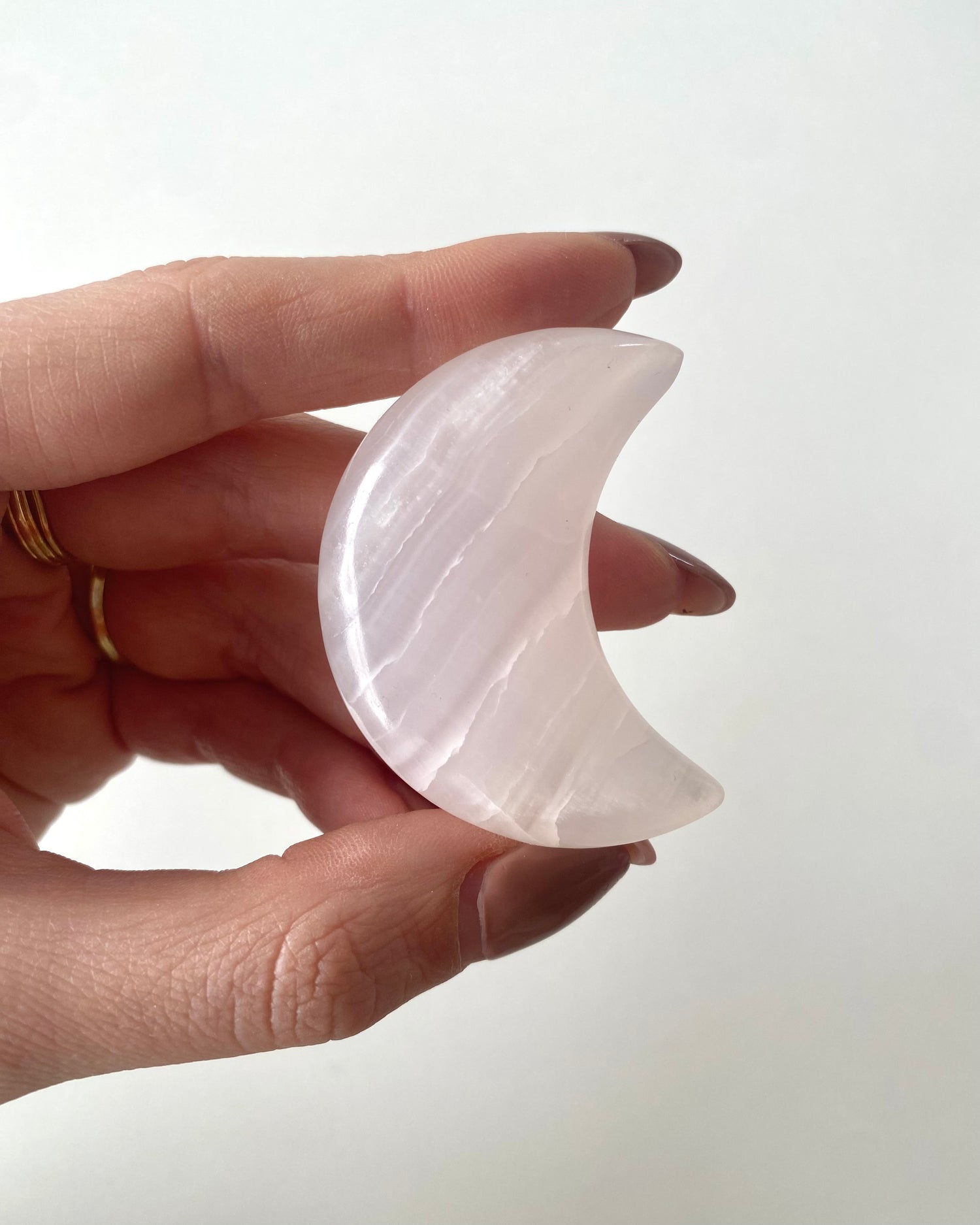 Luna in Calcite Rosa