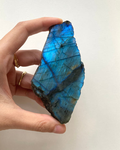 Freeform in Labradorite