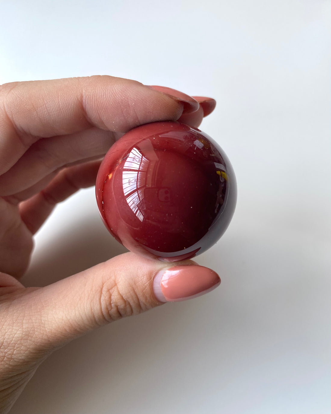 Sfera in Mookaite Rossa